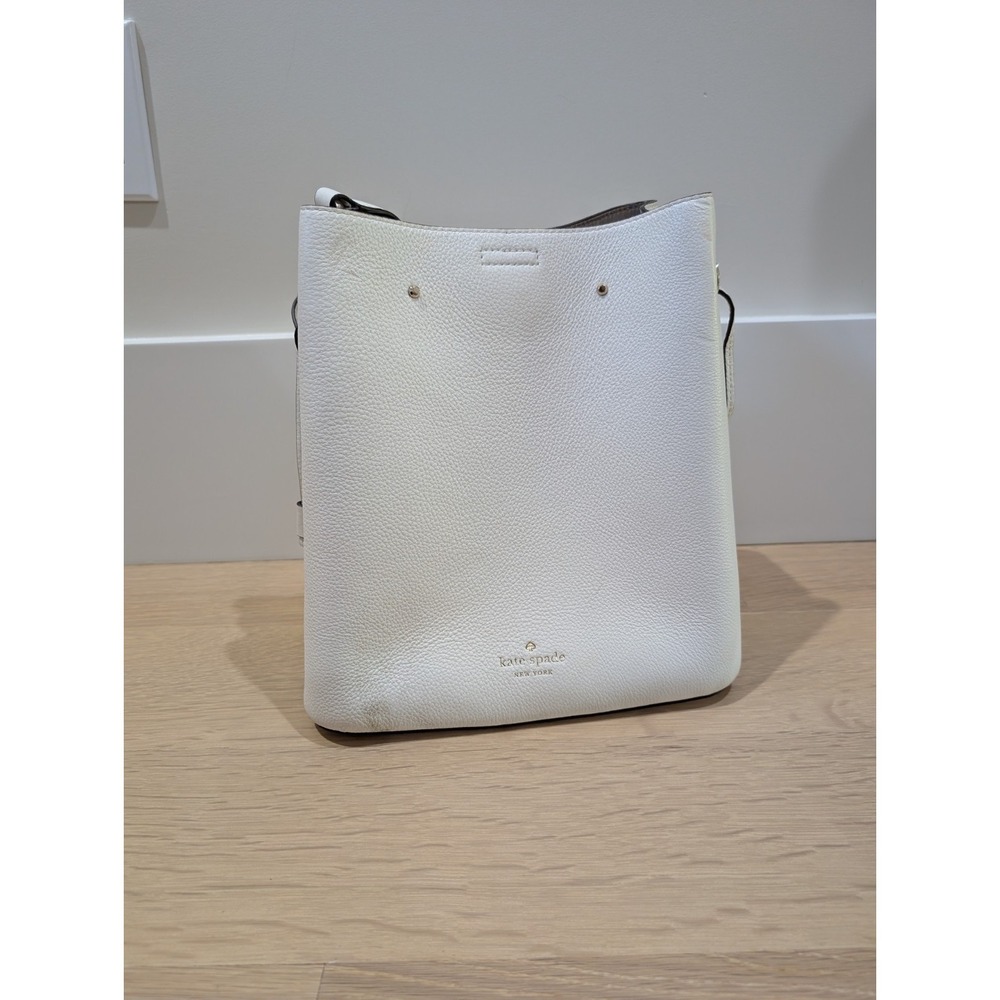 Kate Spade New York Marti Small White Leather Bucket Shoulder Bag Satchel Purse - Picture 4 of 12